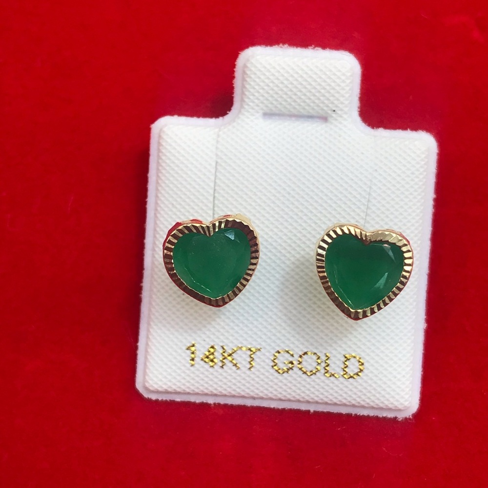 Beautiful Heart shape stud earrings